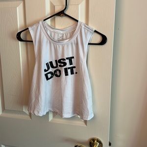 Women’s Nike dri fit cropped muscle tank